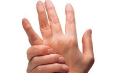 Sağ Serçe Parmak Uyuşması Belirtileri ve Tedavisi Sağ Serçe Parmak Uyuşması Belirtileri ve Tedavisi